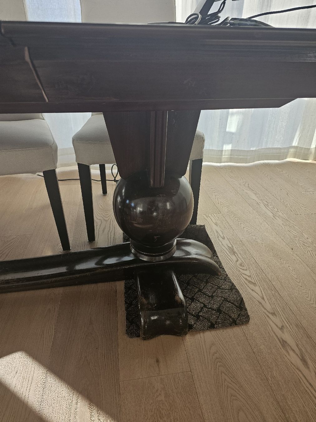 Tables: Vintage Dining Table Dark Wood used condition – D'occasion à Immensee par Gitter 2