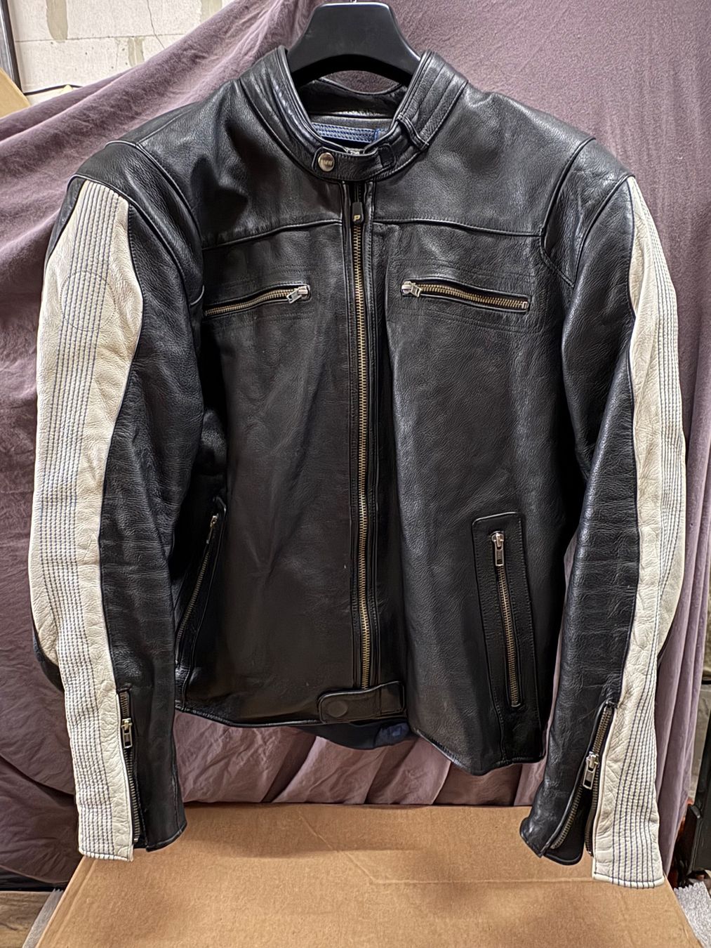 BMW Giacche: BMW Motorrad Leder Jacke – Usato da Zermatt venduto da Ralph1972