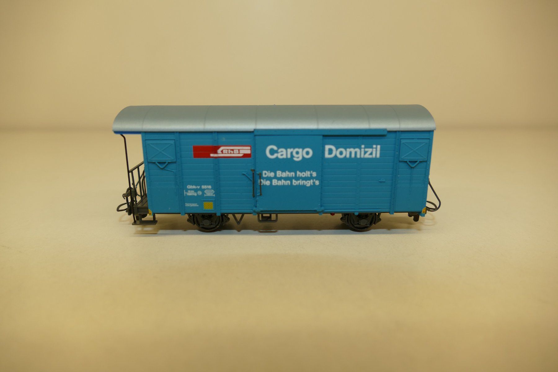 Bemo Modelleisenbahnen: Bemo H0m: RhB Güterwagen Cargo Domizil – Neu (gemäss Beschreibung) aus Niederhasli von rail-duerst 1