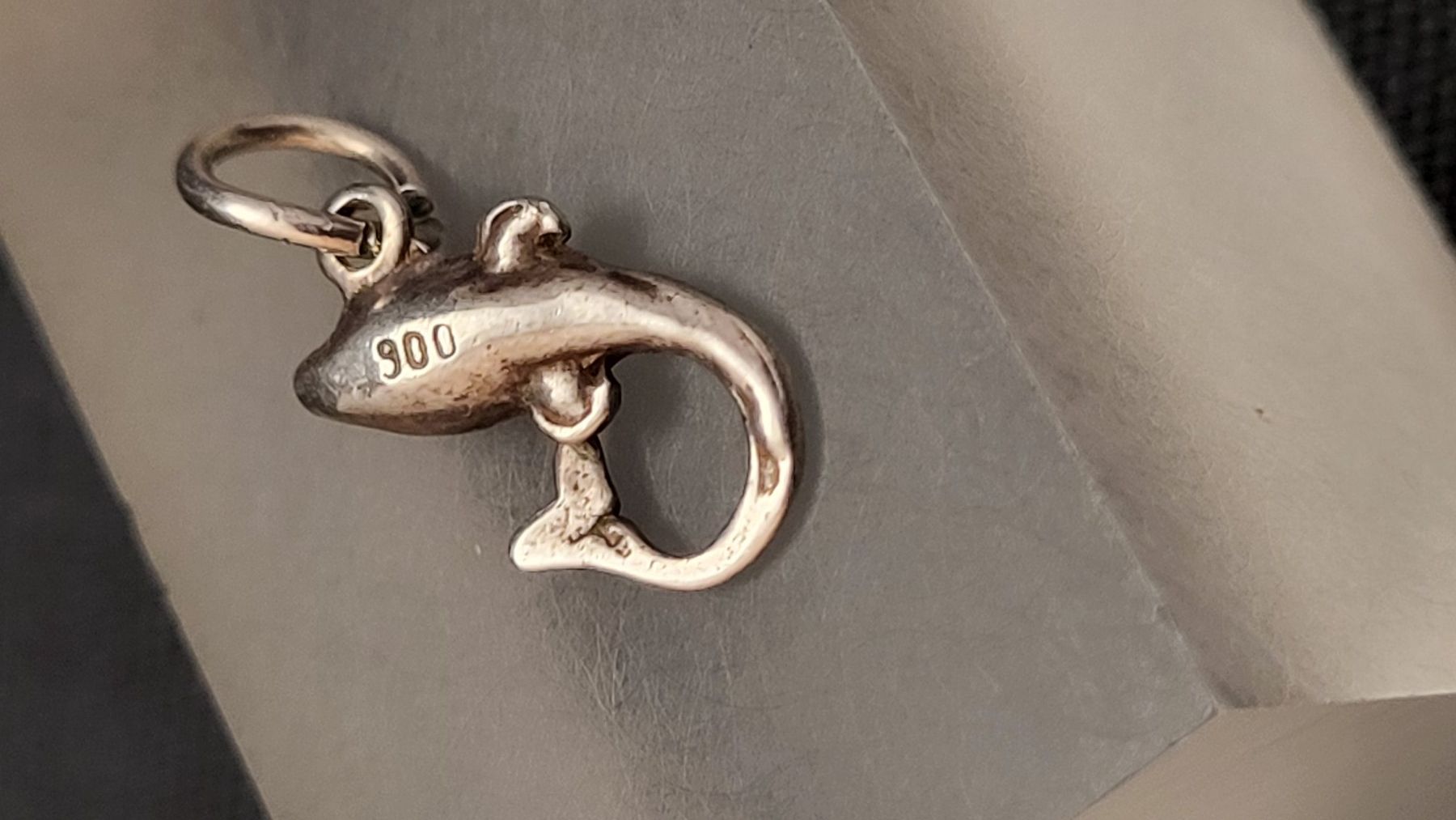 Ciondoli: Kleiner Silber-Anhänger DELFIN – Usato da Basel venduto da spinne02 3