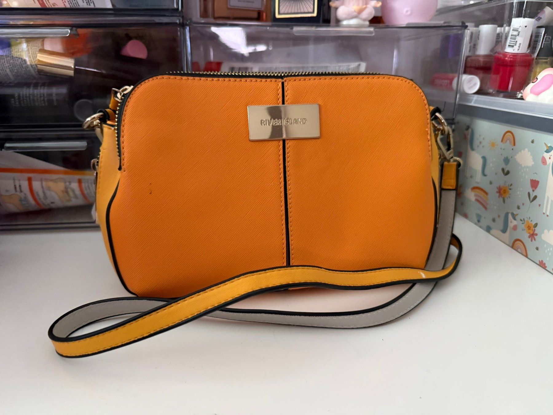 Taschen für Damen: River Island Handtasche, orange – Gebraucht aus Bachenbülach von Shukkley