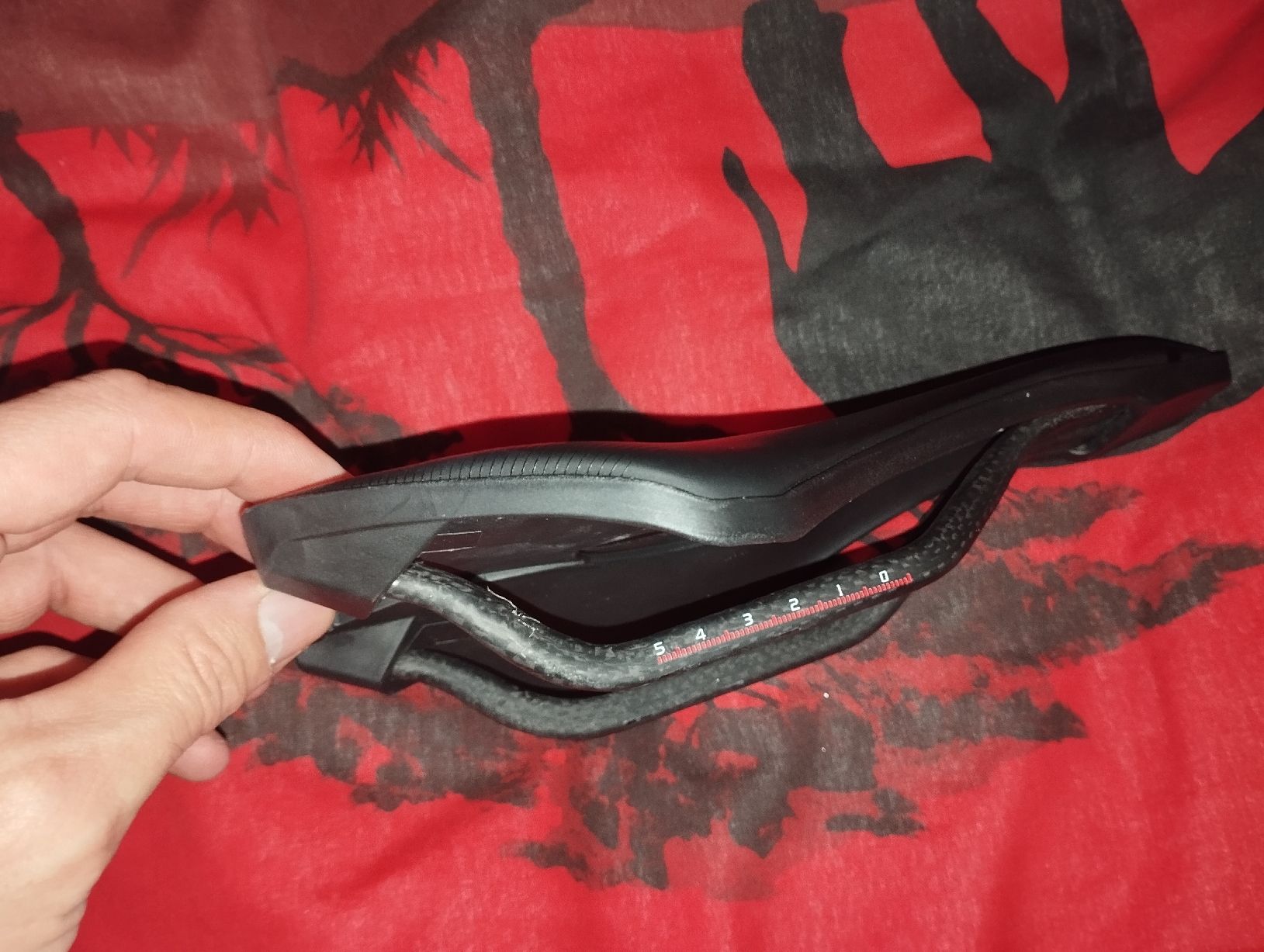 Ersatzteile: Selle vélo rail carbone courte - légère – Neu und originalverpackt aus MONTHEY von Tibobo 1