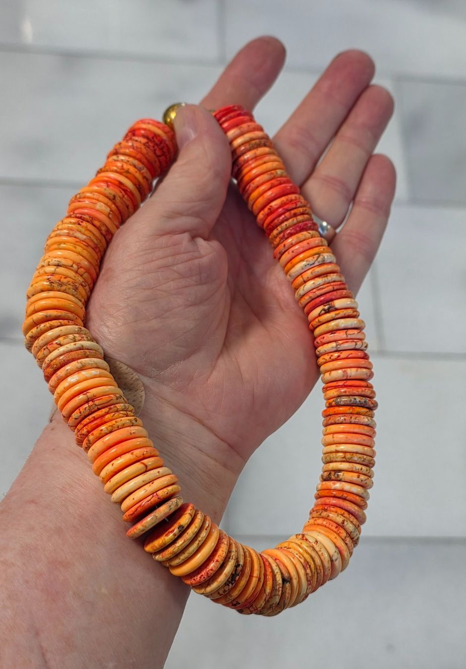 Catenine: Orange Korallen Kette – Nuovo (secondo la descrizione) da Zürich venduto da ben_mn5h 5