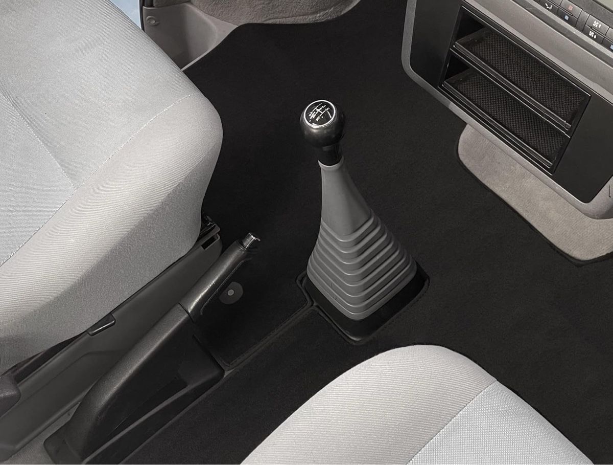 VW Teppiche / Matten: FussraumTeppich Teppiche Volkswagen VW T4 – Neu und originalverpackt aus Winikon von cabriofan01 4