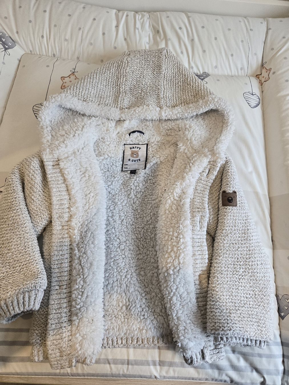 C&A Giacche & Cappotti: Happy&Cute Strickjacke mit Teddyfutter, Gr. 92 – Usato da Zürich venduto da san_2m5w 1
