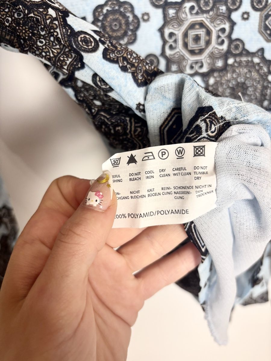 Top: vintage unique pattern longsleeve – Usato da Leissigen venduto da lamooniade 5
