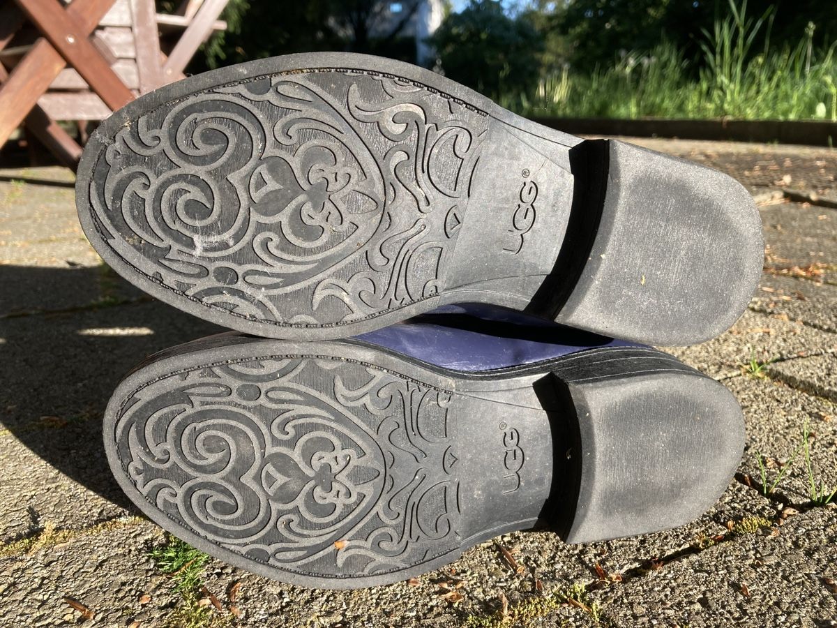 Ugg Chaussures femmes: UGG Regenstiefel Gr. 37 oder 4,5 – D'occasion à Winterthur par niemim 3