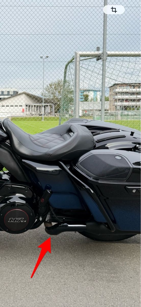 Harley-Davidson Sistemi di scarico: HARLEY DAVIDSON CVO M8 original Auspuff Hitzeblech – Usato da Emmen venduto da ViktorLu 2