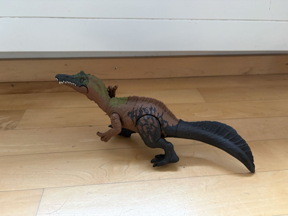 Giocattoli: Mattel Jurassic World Wild Roar Irritator – Usato da Kilchberg ZH venduto da LunaMia 1
