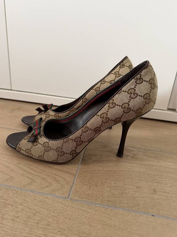 Scarpe da donna: Scarpa Gucci 39,5 – Usato da Montagnola venduto da bib_b6lm 1