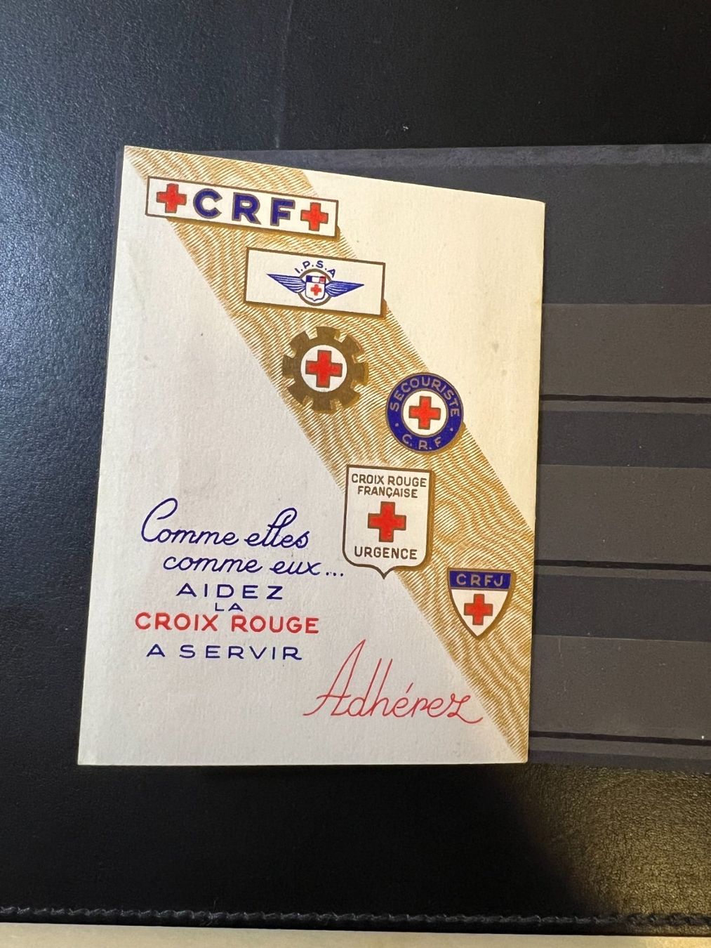 Tutti i francobolli: () Carnet Croix-Rouge 1954 (num. Y&T 2003) – Nuovo e nell'imballaggio originale da Lausanne venduto da ffhoud 2