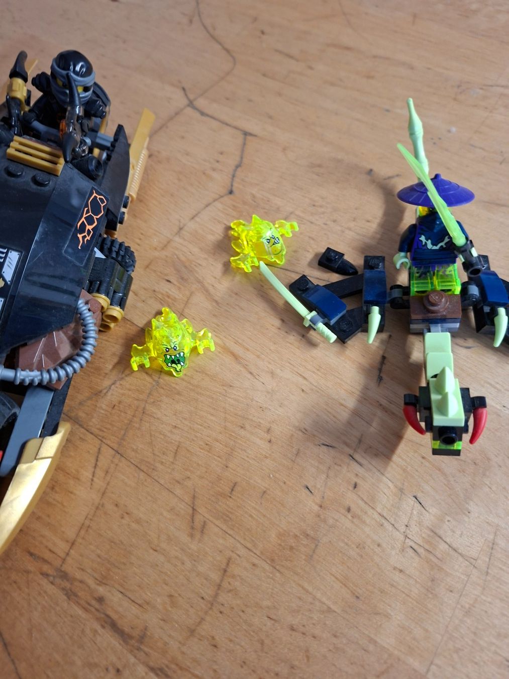 Lego Baukästen: Lego Ninjago set 70733 – Gebraucht aus Schüpfheim von Mike.D 2