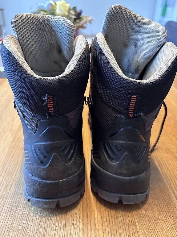 Scarpe da uomo: Wanderschuhe  – Usato da Wollerau venduto da meiki 3