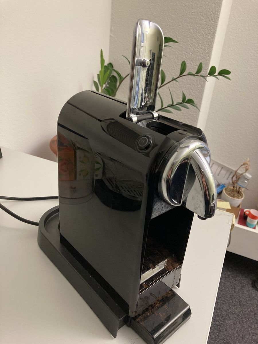 König Macchine per caffè & Macchine per espresso: Kaffeemaschine Citiz defekt – Difettoso da Bern venduto da Aniba23
