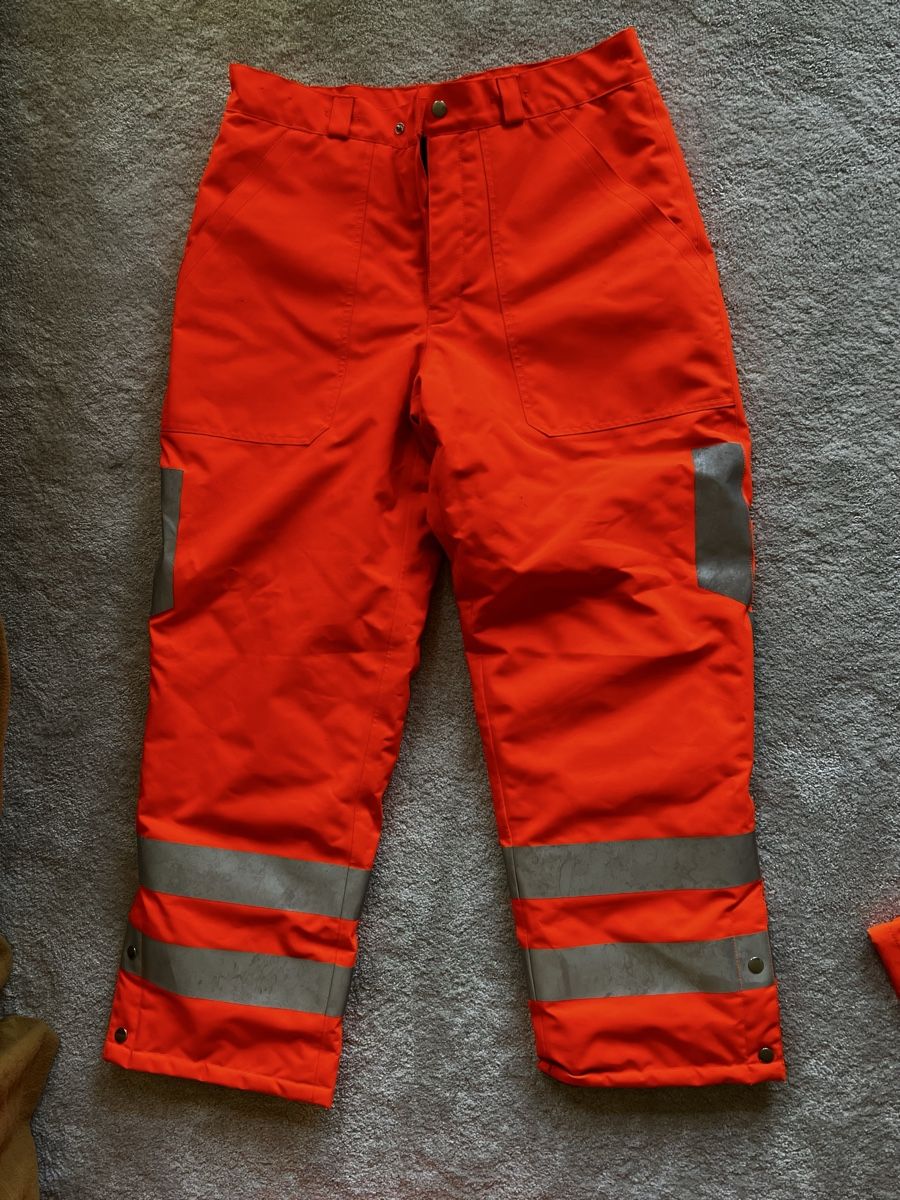 Kleiderpakete: Arbeitskleidung orange reflektierend – Neu (gemäss Beschreibung) aus Studen BE von cat_s26h