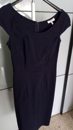 Robe bleu marine Moschino, taille 42 IT sans manches