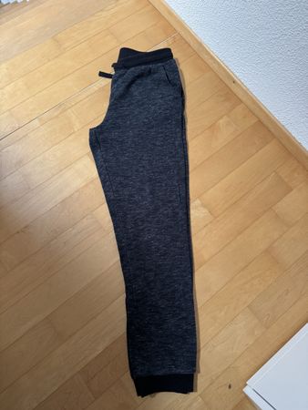 Trainerhose Gr. 158/164