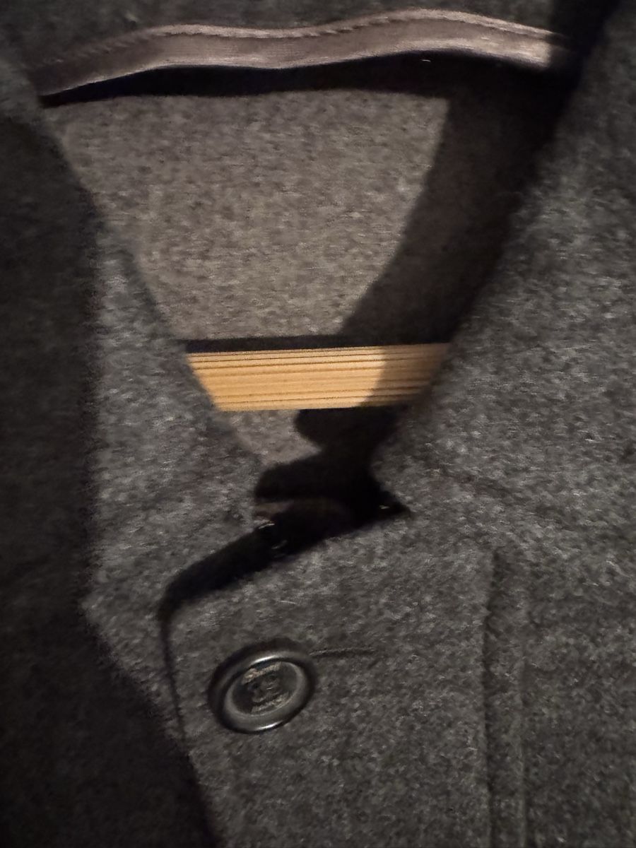 Brioni Cappotti: Brioni, Top Zustand, Gr. S/M – Nuovo (secondo la descrizione) da Zürich venduto da ali_q9wm 4