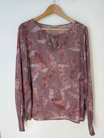 Nile Damenbluse Gr. XS/S - 100% Viskose - 1x getragen