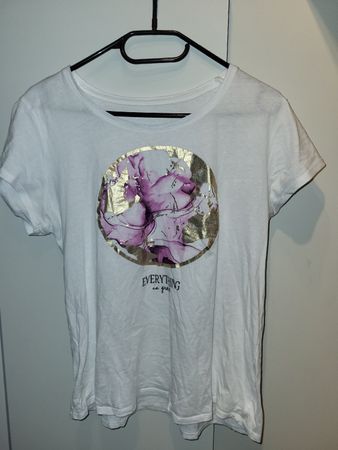 Weisses T-Shirt mit Rosenmotiv Grösse M