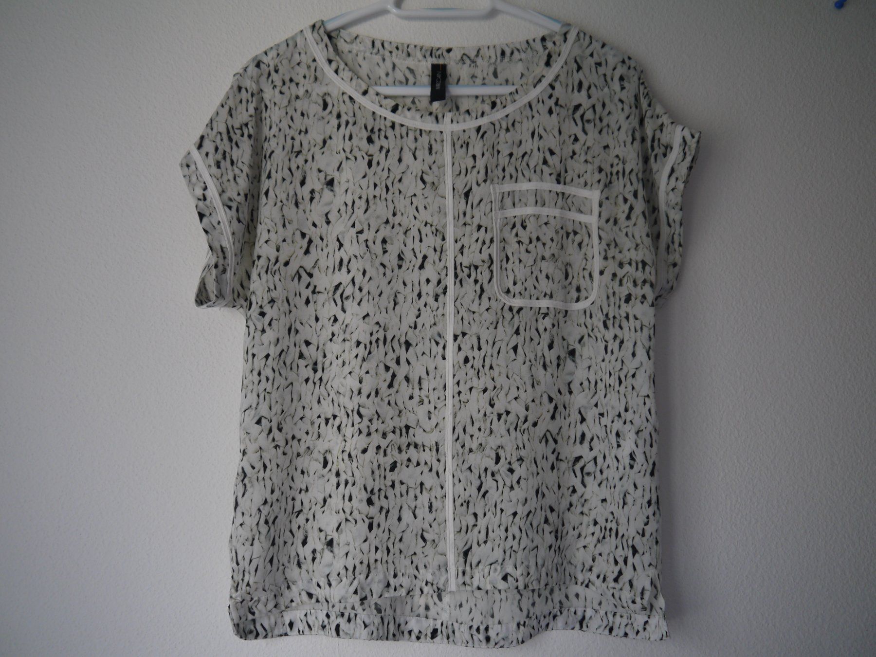 Marc Cain Camicette: Marc Cain Bluse Bügelfrei N3 – Usato da Hagendorn venduto da Blaf 1