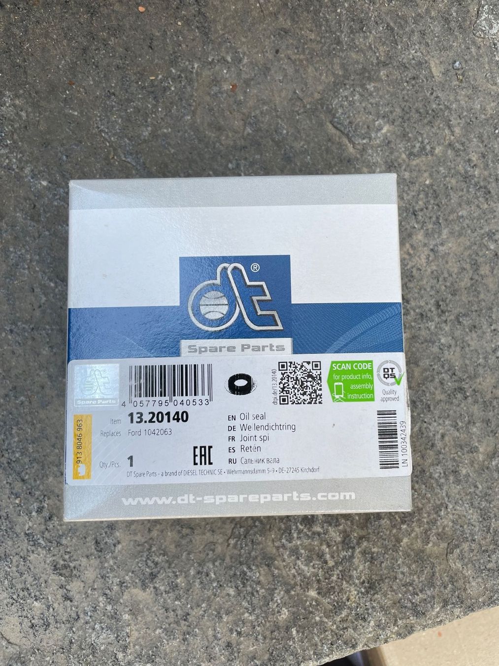 Ford Tutti pezzi di ricambio auto: Wellendichtring Ford 1042063 – Usato da Rebstein venduto da buerger71