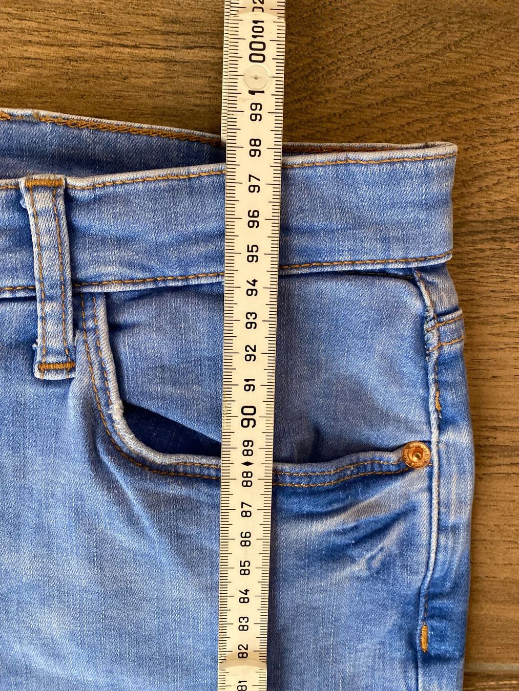 Jeans: River Island Jeans Distressed-Look Regular hellblau Gr. 46 – Usato da Pratteln venduto da a23_j2gs 5
