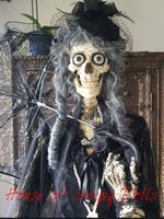 HORROR/ HALLOWEEN / SKELETT / BAROCK DAME