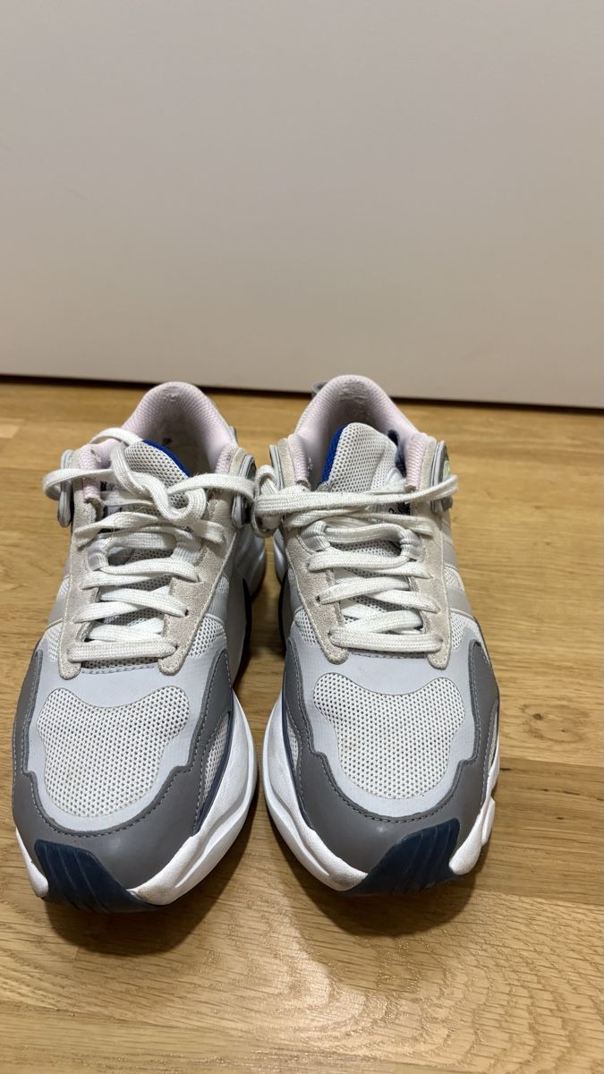 Adidas Scarpe da donna: Adidas Turnschuhe grösse 40  – Usato da Binningen venduto da ell_s9w2 1