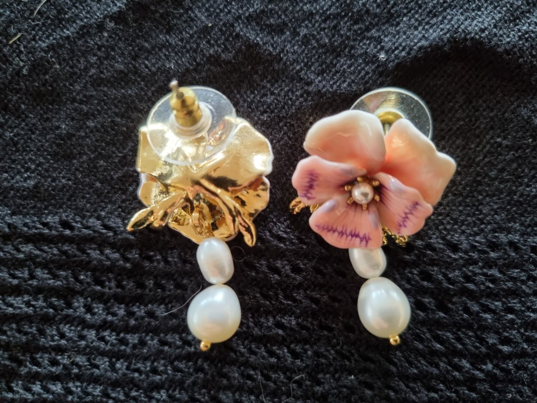 Orecchini pendenti & Orecchini a lobo: Modeschmuck - süsse Blumen-Ohrstecker – Nuovo (secondo la descrizione) da Ueberstorf venduto da andreabruegger 1