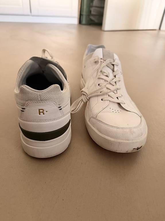 On Chaussures hommes: On The Roger Gr. 48 – D'occasion à Bern par lucabeck