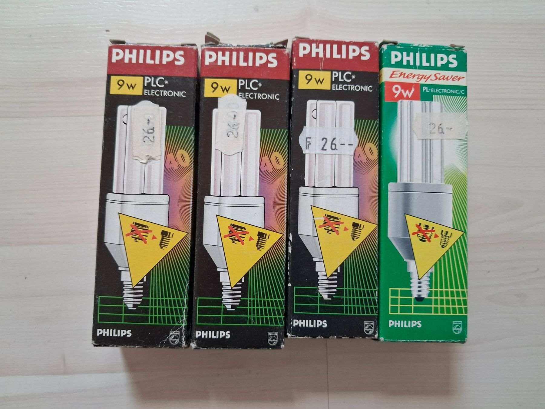 Philips Lampade: 4 X SPARLAMPE 9 WATT E 14 – Nuovo e nell'imballaggio originale da langnau venduto da Santos1411