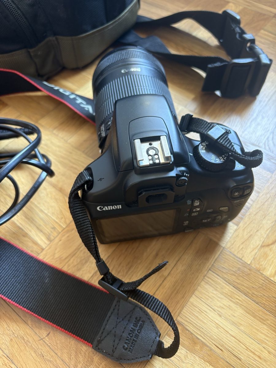 Canon Fotocamera: Canon EOS 1100D inkl. Kameratasche und Objektiv – Usato da Wädenswil venduto da HaLu_12 1