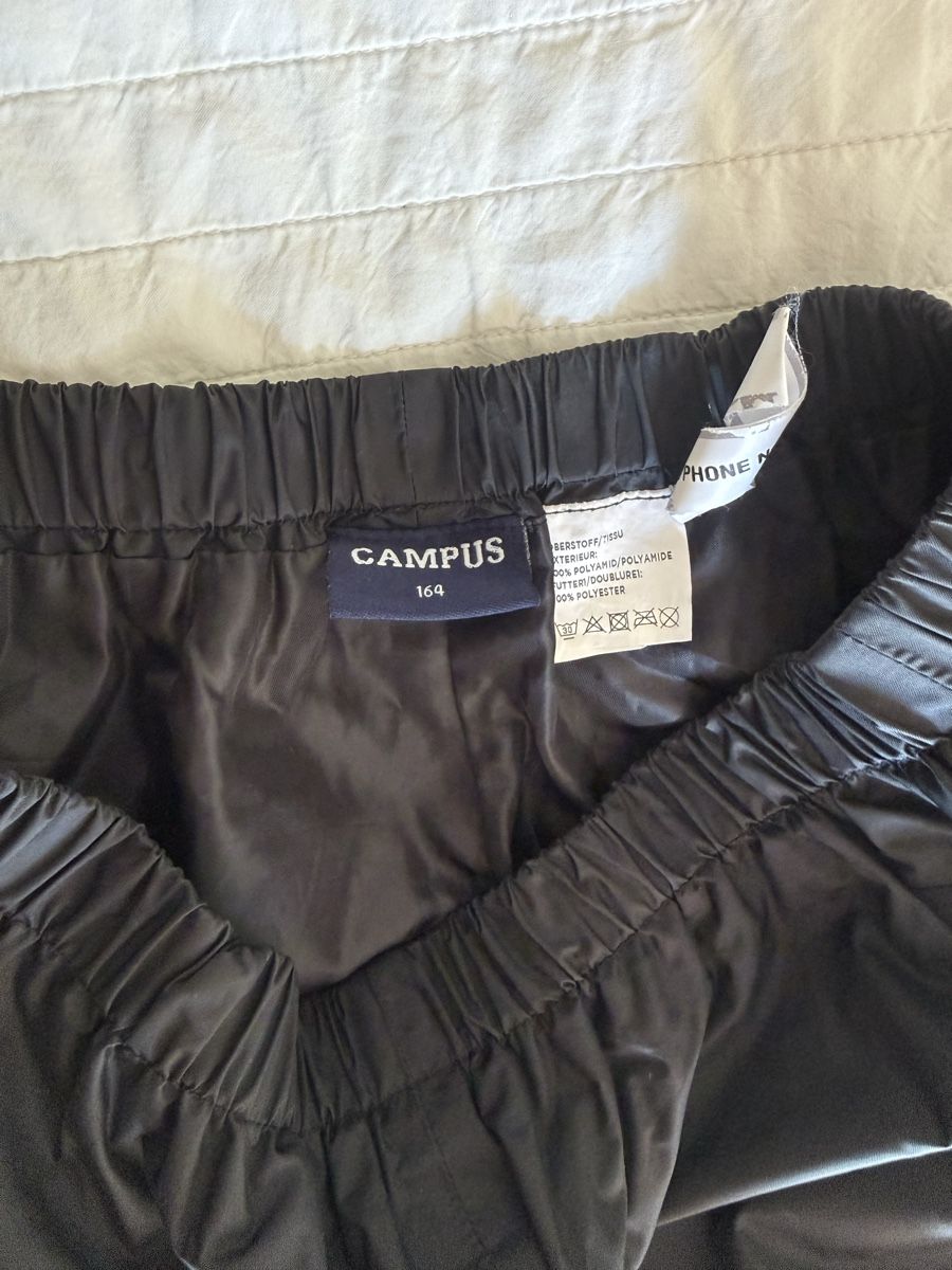 Pantaloni: Regenhose Campus schwarz, Gr. 164 – Usato da Rüti ZH venduto da Dauli 1