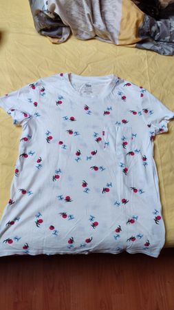 T-Shirt Levis Perfect Crew weiss bedruckt Grösse M/M/M