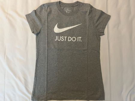 Damen / Teenager T-Shirt "Nike" Farbe grau Grösse S/M