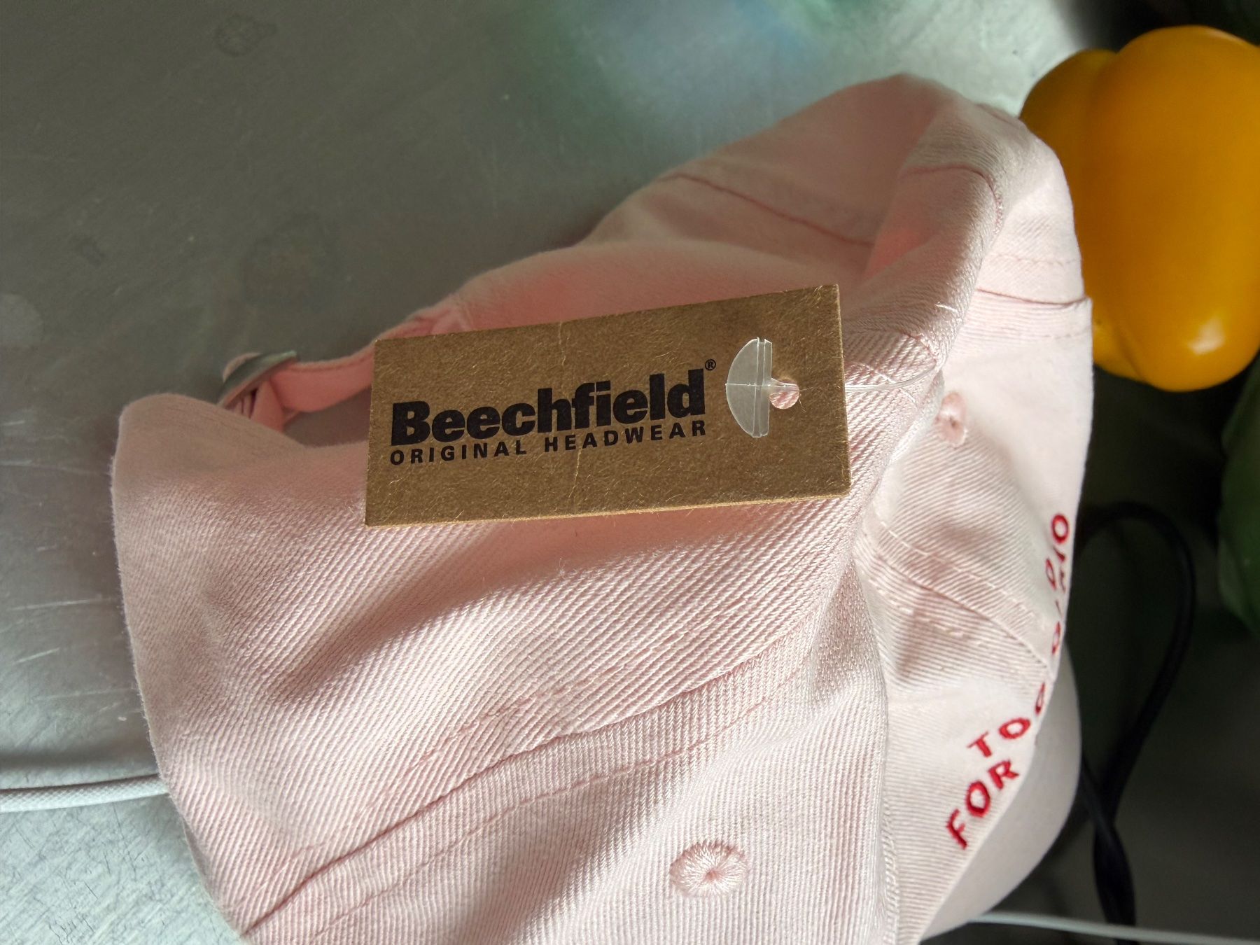 Altro in  Abbigliamento & Accessori: Trendige Beechfield Cap "Too Old For DiCaprio" - Neu! – Nuovo e nell'imballaggio originale da Zumikon venduto da Stefan3535 1