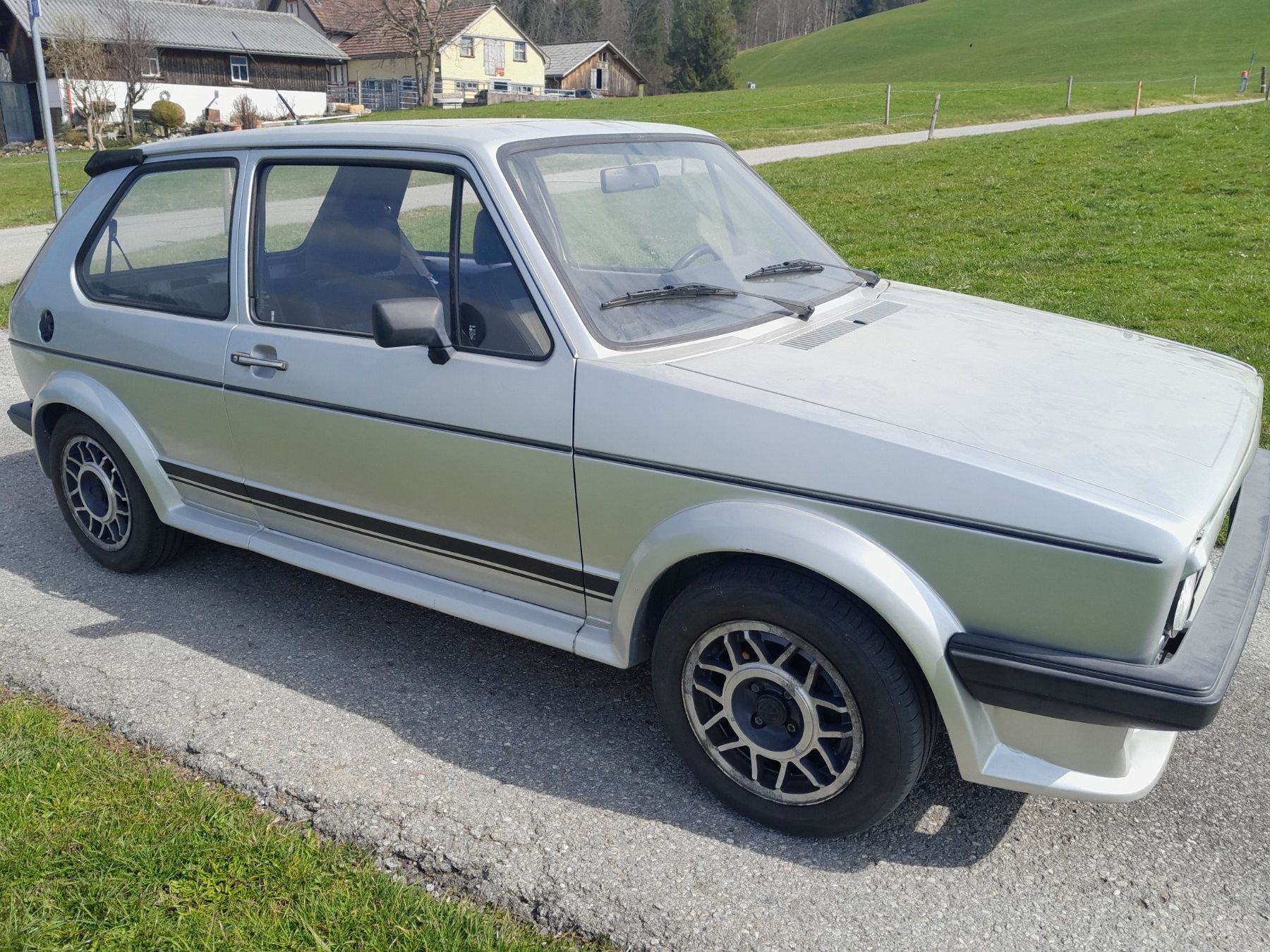 VW Automobili: Golf 1 Gti – Usato da Appenzell Steinegg venduto da Befig79 1