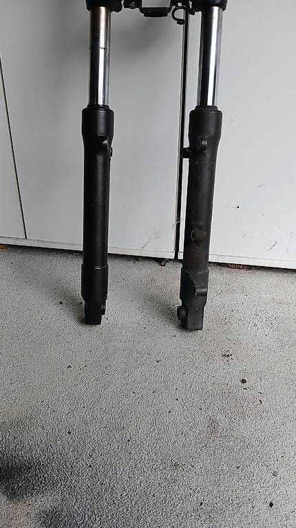 Honda Tutti i ricambio per moto: Honda CBR125R Gabel mit Lenker – Usato da Zürich venduto da tho_9p29 2