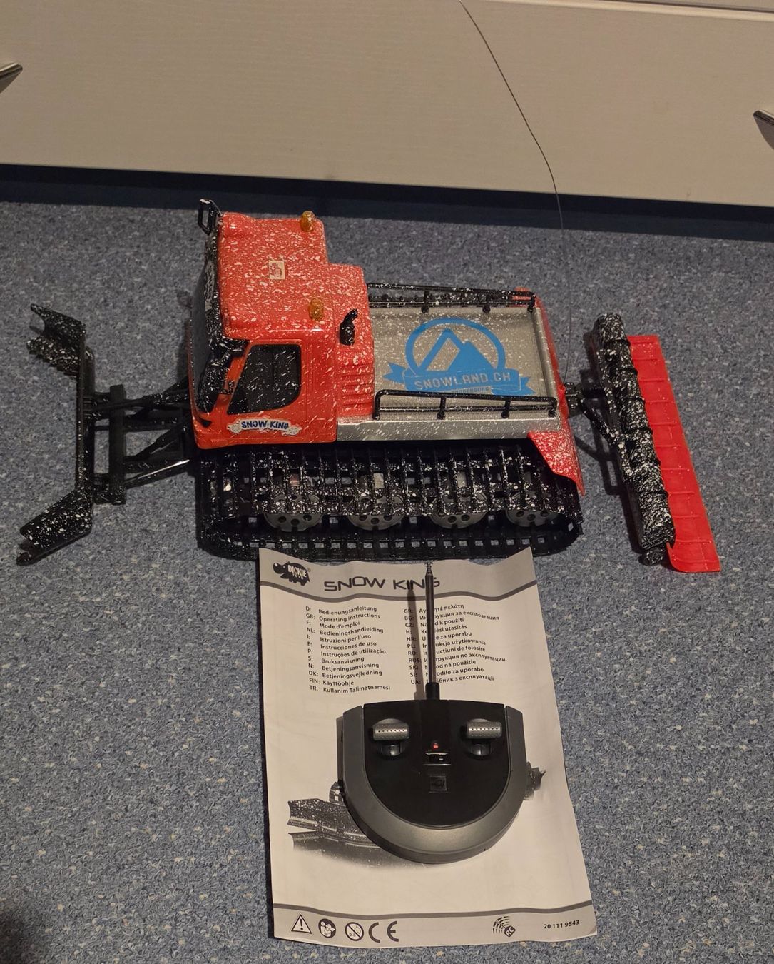 Modellismo RC: Ferngesteuertes Schneefahrzeug "Snow King" – Usato da Bassersdorf venduto da ciao555