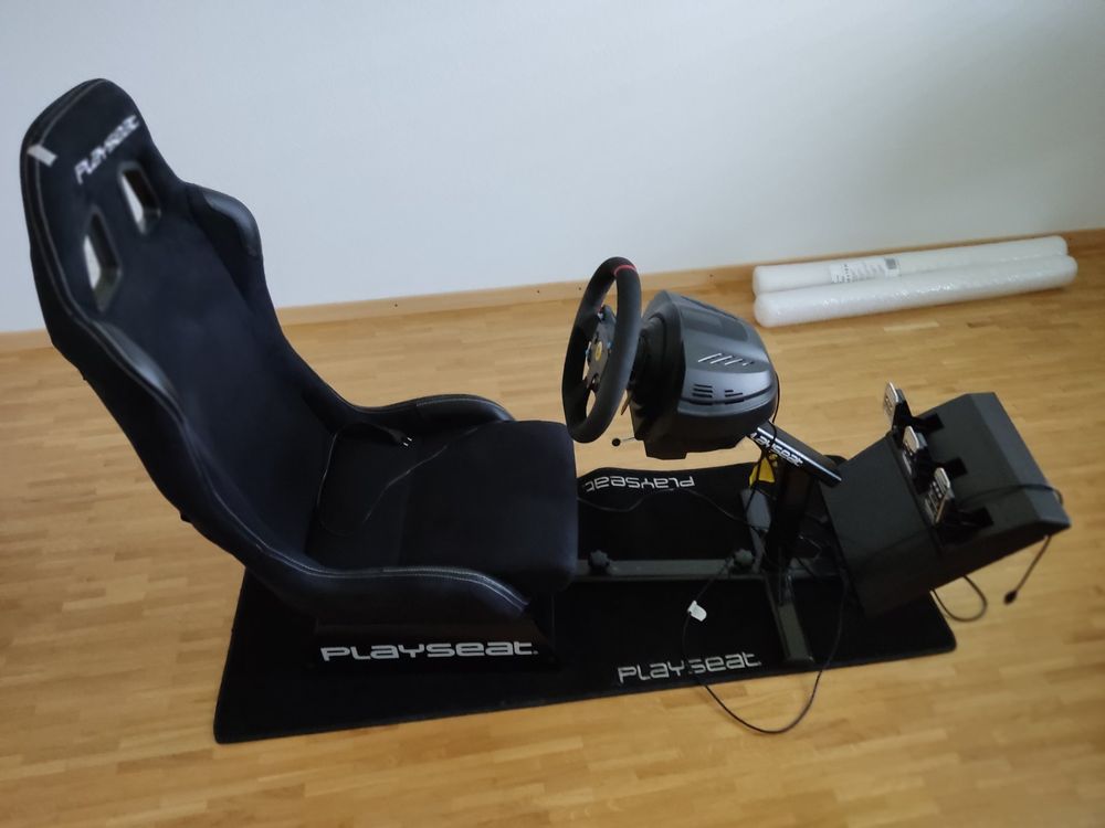 Thrustmaster T300 Ferrari Racing Wheel+Alcantara Racing Seat | Acheter ...