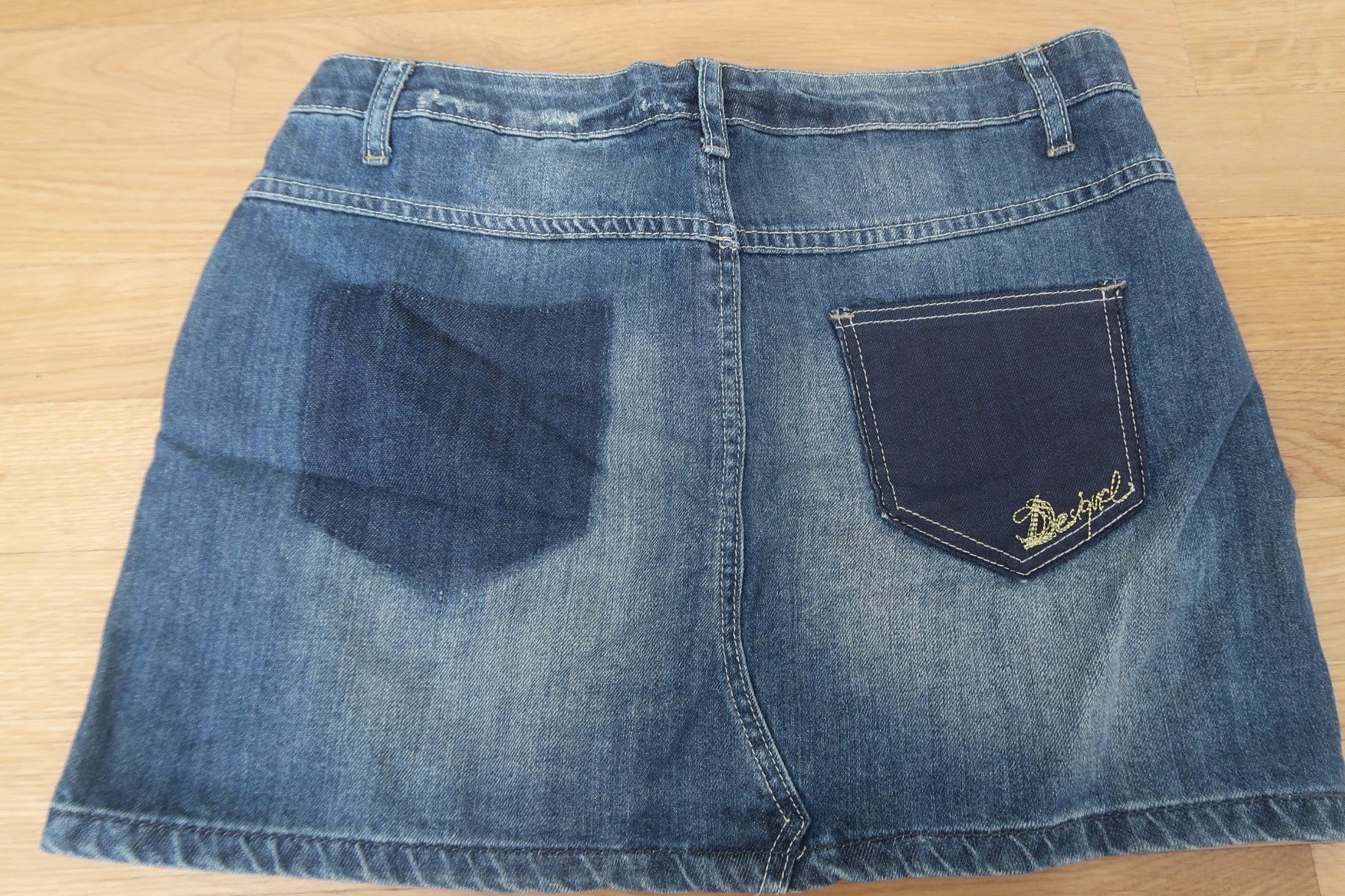 Desigual Jupes: Desigual Rock Gr.40 – D'occasion à Lindau par Seepferd33 3