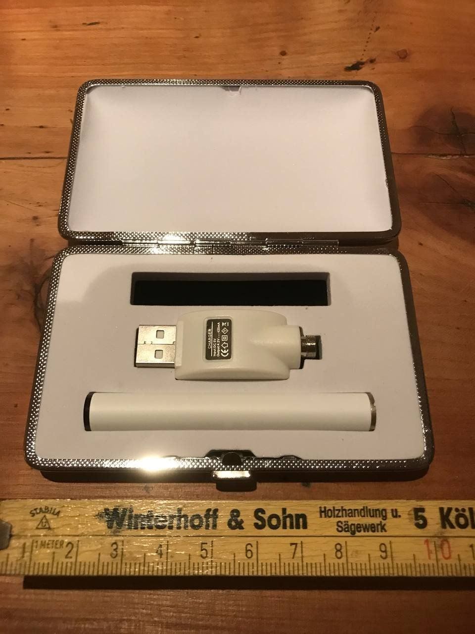 Autres tabacs: Vape Battery mit Ladegerät (E-Zigarette) – Neuf avec emballage d'origine à Gais par DjangoBaru 2