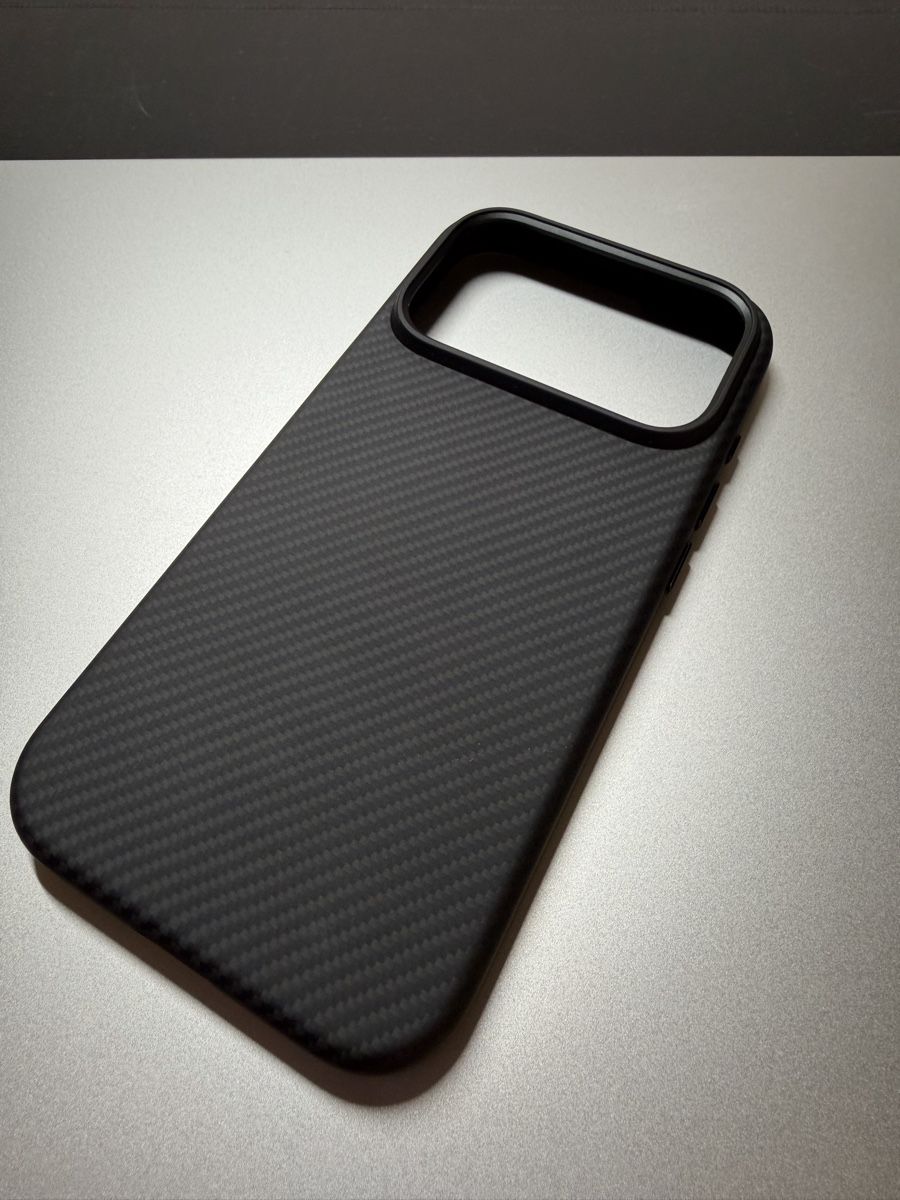Cover & Protezioni schermo: Pitaka Case Iphone 17 Pro  – Usato da Balsthal venduto da dam_58zp 2
