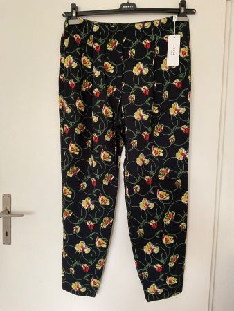 AKRIS Punto Hose Gr 38 - 40 schwarz NEU NP 599