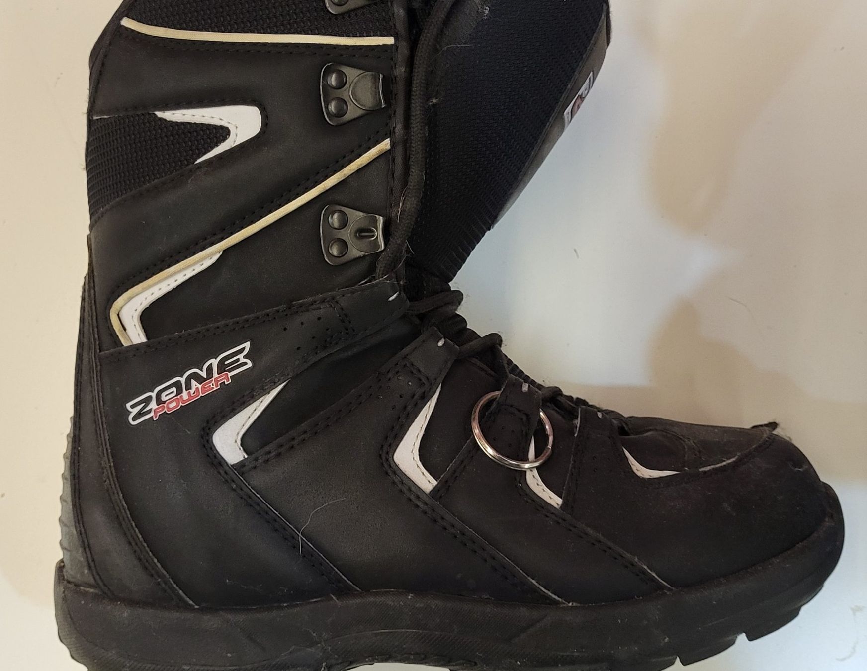 Scarpe da uomo: Snowboardschuhe Grösse 40 – Usato da engelberg venduto da Hofi76 1