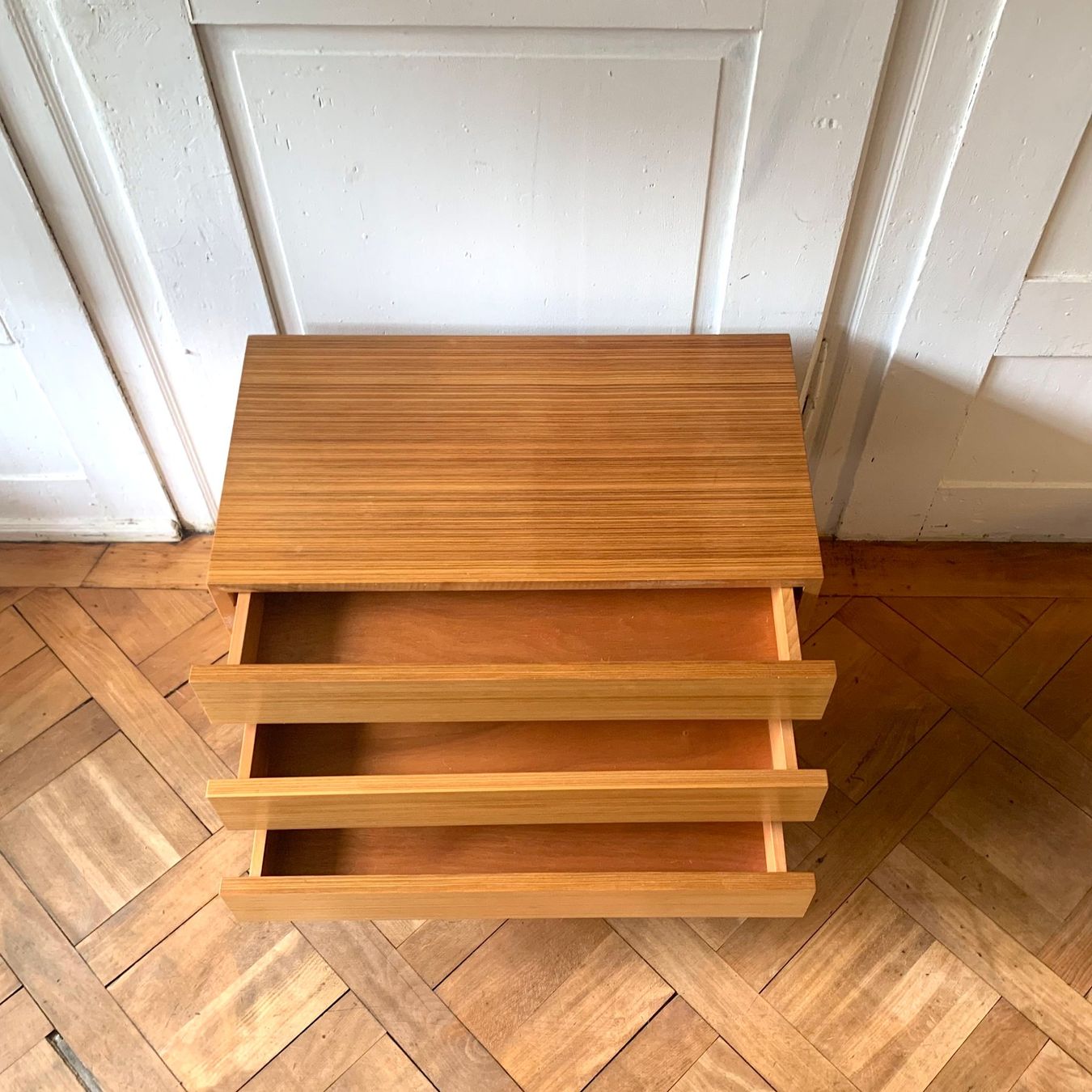 Cassettiere: Kommode/Sideboard aus den 60er Jahren – Usato da Winterthur venduto da Trouvailles-77 4