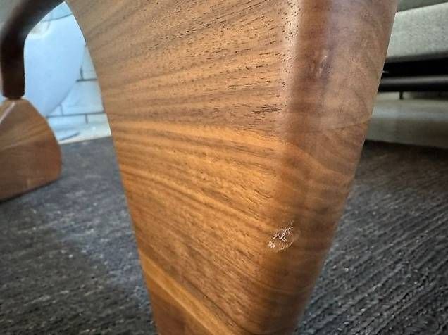 Vitra Tische: Vitra Coffee Table, Nussbau – Gebraucht aus Zollikofen von OberliAG 3