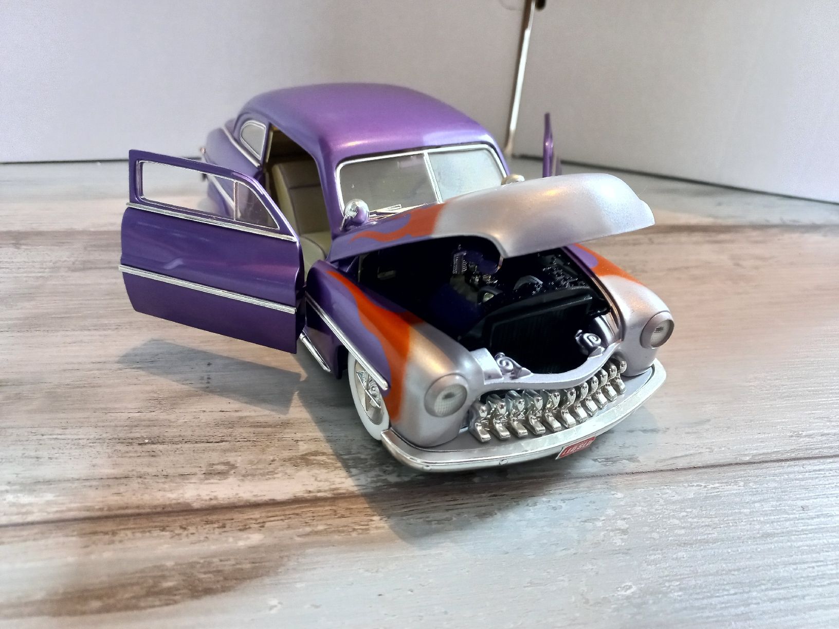 AMT/ERTL Modellini d'auto: Mercury 1949 1/18 ERTL – Usato da Attalens venduto da remy_s00 4