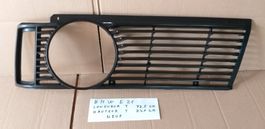 BMW  E  21  CALANDRE  DROITE  NEUVE  /  KUHLERGRILL